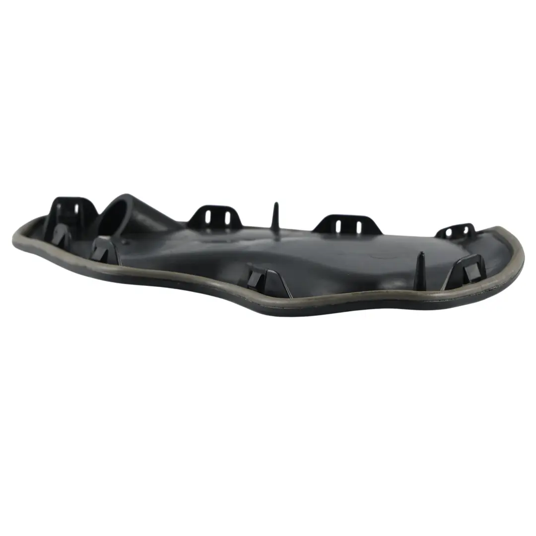 Copertura Antipolvere Porta Posteriore Destra per Audi A3 S3 RS3 8P con numero di parte 8P4839916 Audi A3 S3 RS3 8P Copertura Antipolvere Porta Posteriore Destra - SKU 8P4839916 - Numero di parte 8P4839916
