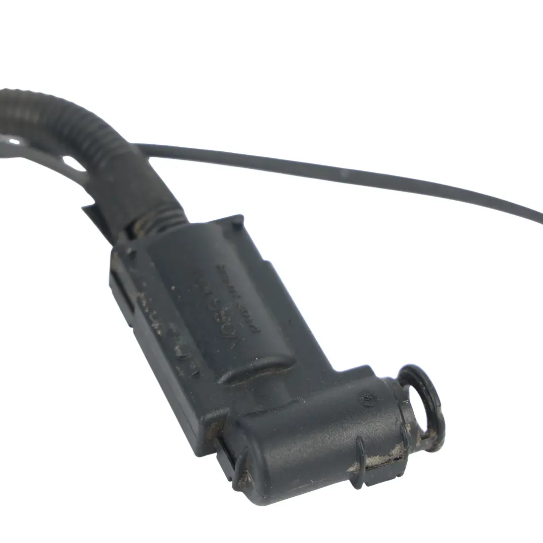 Tubo Línea Alimentación AdBlue 2.0 TDI para Audi Q5 8R con número de pieza 8R0131911 Audi Q5 8R Tubo Línea Alimentación AdBlue 2.0 TDI - SKU 8R0131911-1 - Número de pieza 8R0131911
