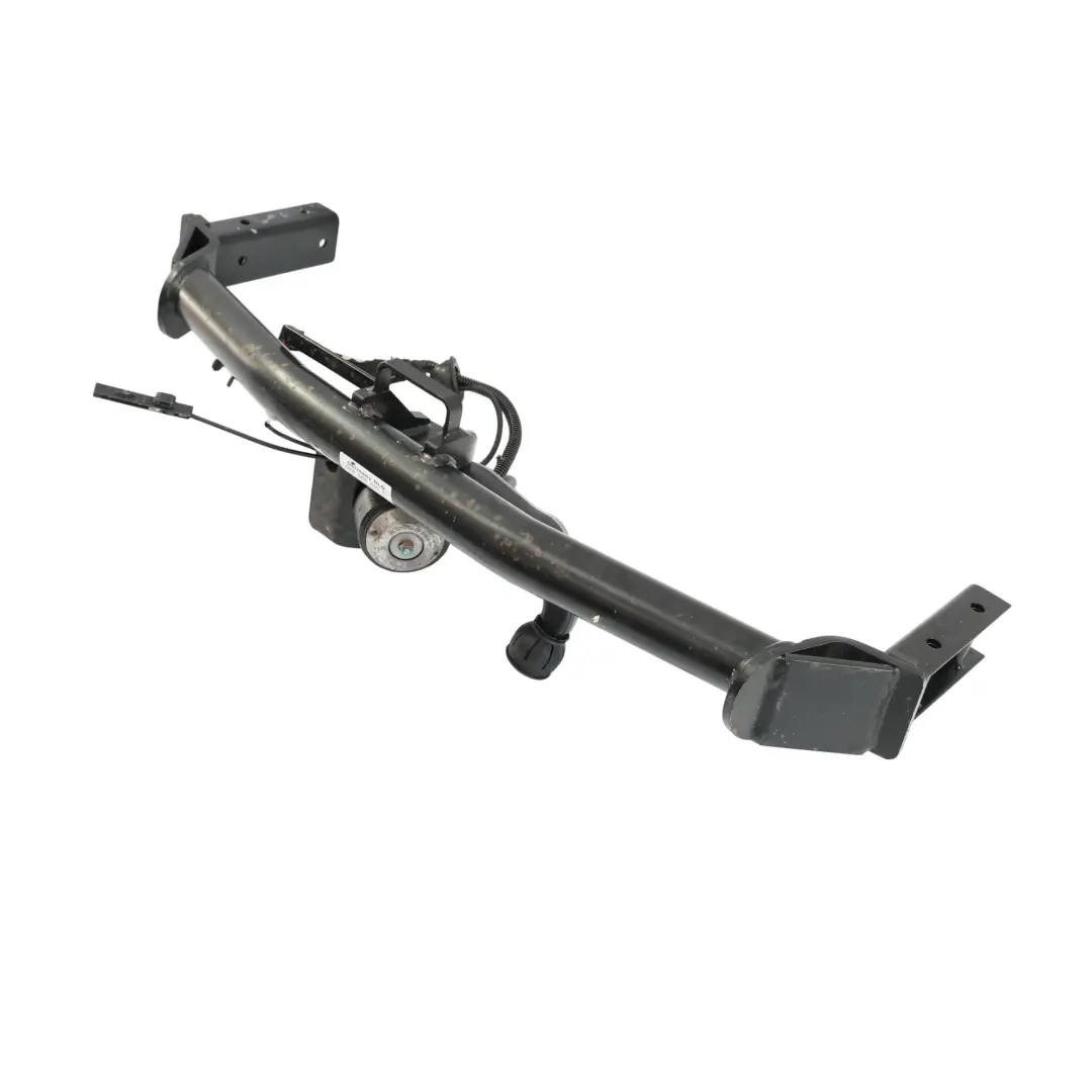 Towbar Oris Towing Hitch Carrier Tow Bar Trailer Hook to Audi Q5 8R with Part number 8R0800495C Audi Q5 8R Towbar Oris Towing Hitch Carrier Tow Bar Trailer Hook - SKU 8R0800495C - Part number 8R0800495C