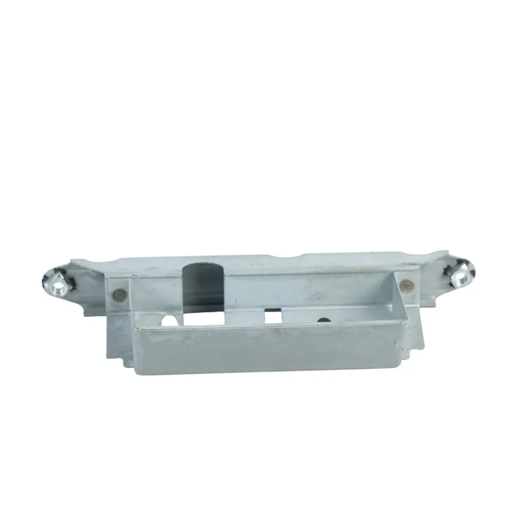 Audi Q5 8R Supporto Piastra Montaggio Maniglia Portellone - SKU 8R0827569A - Numero di parte 8R0827569A