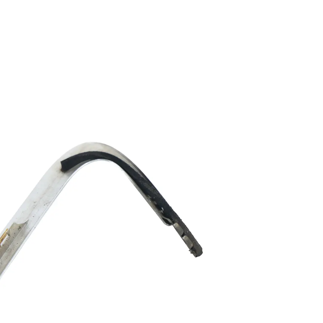Vetro Finestrino Posteriore Trim Cromato Sinistro per Audi Q5 8R SE con numero di parte 8R0853345A Audi Q5 8R SE Vetro Finestrino Posteriore Trim Cromato Sinistro - SKU 8R0853345A - Numero di parte 8R0853345A