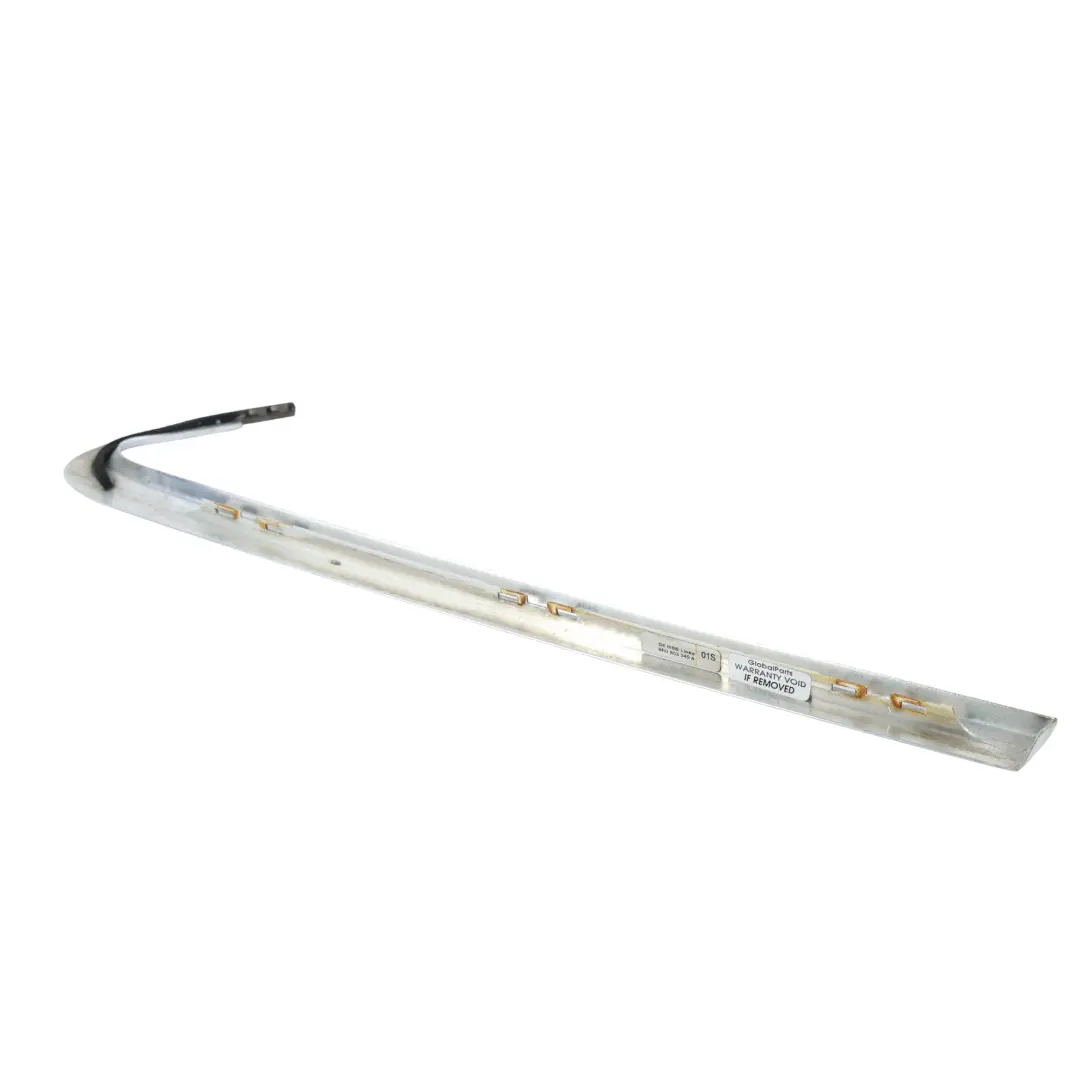 Vitre Custode Arrière Garniture Chrome Gauche pour Audi Q5 8R SE à propos du numéro de pièce 8R0853345A Audi Q5 8R SE Vitre Custode Arrière Garniture Chrome Gauche - SKU 8R0853345A - Numéro de pièce 8R0853345A