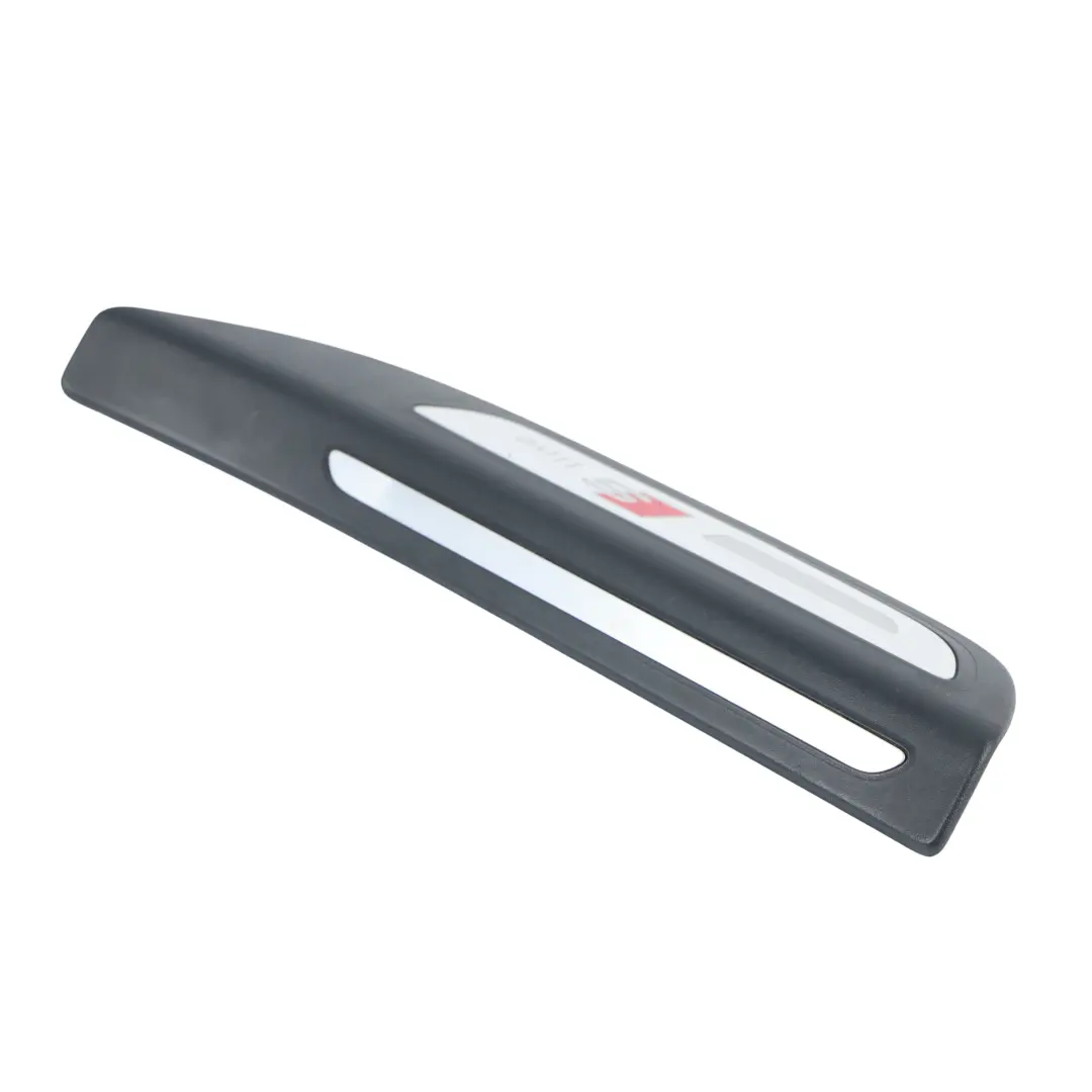 Protezione Soglia Porta Posteriore S-Line Sinistra per Audi Q5 8R con numero di parte 8R0853375C Audi Q5 8R Protezione Soglia Porta Posteriore S-Line Sinistra - SKU 8R0853375C - Numero di parte 8R0853375C