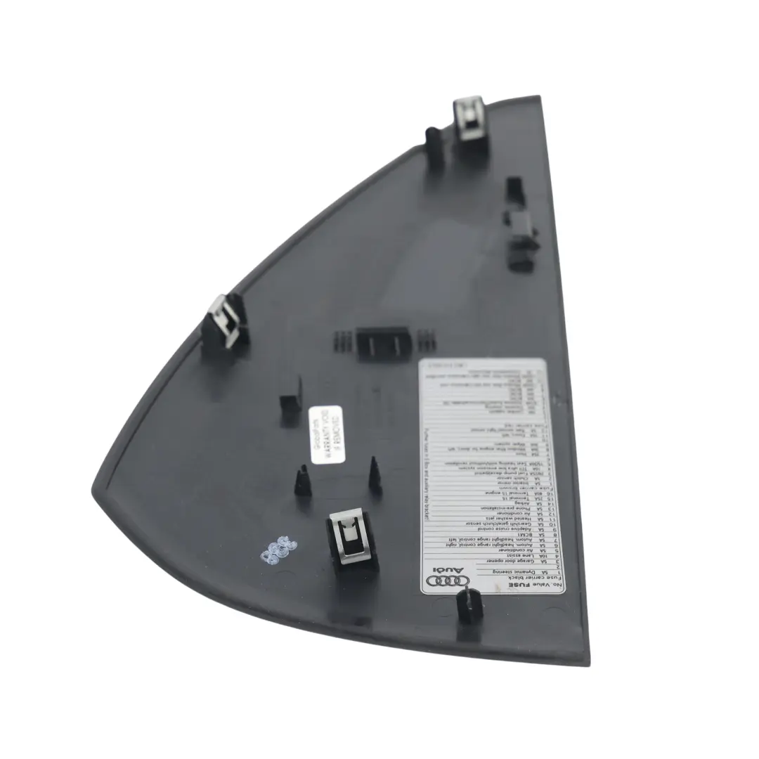 Osłona Zaślepka Deski Rozdzielczej Prawa do Audi Q5 8R o numerze 8R0857086B Audi Q5 8R Osłona Zaślepka Deski Rozdzielczej Prawa - SKU 8R0857086B - Numer Części 8R0857086B