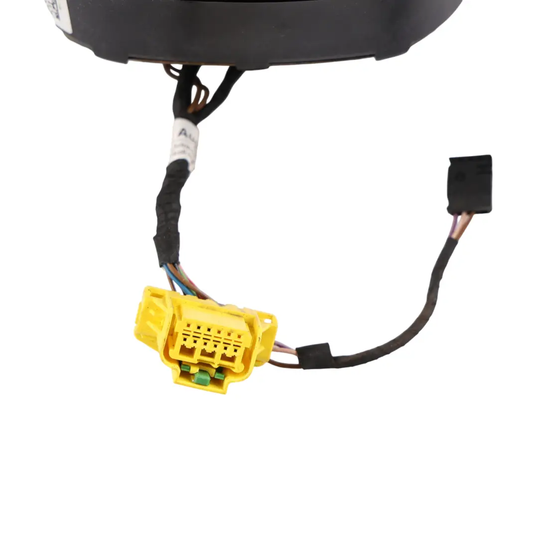 Steering Wheel Air Module Unit DAMAGED to Audi A6 C7 A7 4G with Part number 8R0880201AH Audi A6 C7 A7 4G Steering Wheel Air Module Unit DAMAGED - SKU 8R0880201AH - Part number 8R0880201AH