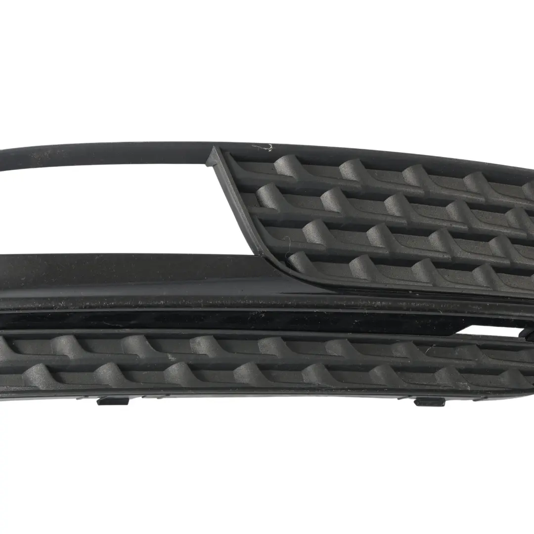 Audi A5 8T Stoßstange Vorne Unten Gitter Blende Rechts - SKU 8T0807682H - Teilenummer 8T0807682H
