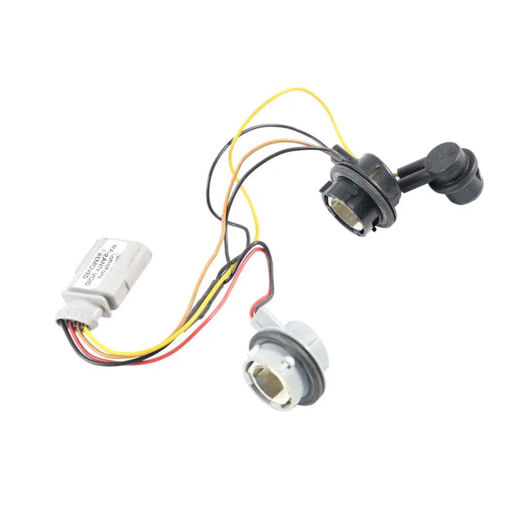 Audi A5 8T Tylna Oprawa Żarówki LED Z Przewodami Lewa Prawa - SKU 8T0945221 - Numer Części 8T0945221