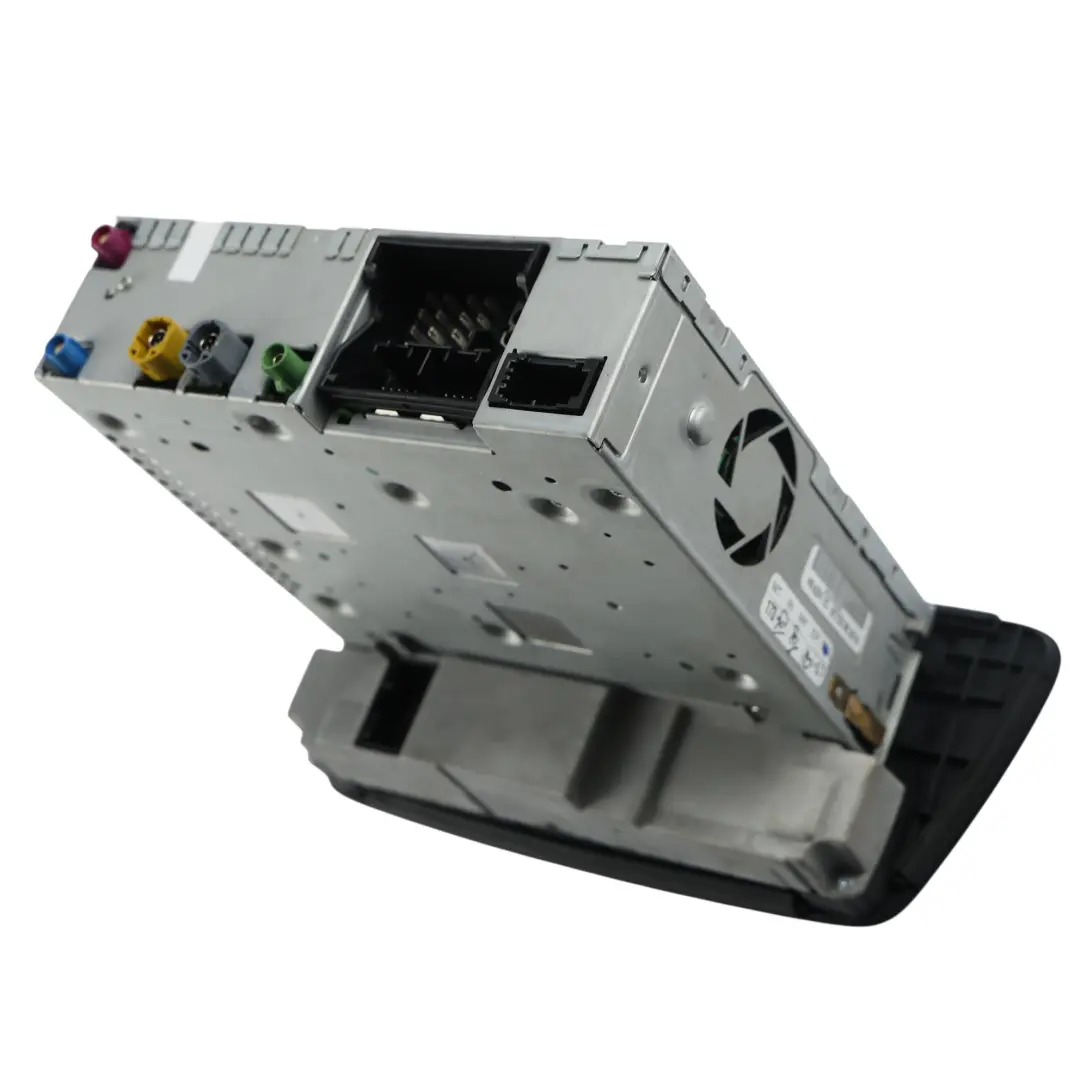 RSQ3 8U Radio Navegación Multimedia Unidad Central MMI 3G+ para Audi con número de pieza 8U0035670H Audi RSQ3 8U Radio Navegación Multimedia Unidad Central MMI 3G+ - SKU 8U0035670H - Número de pieza 8U0035670H