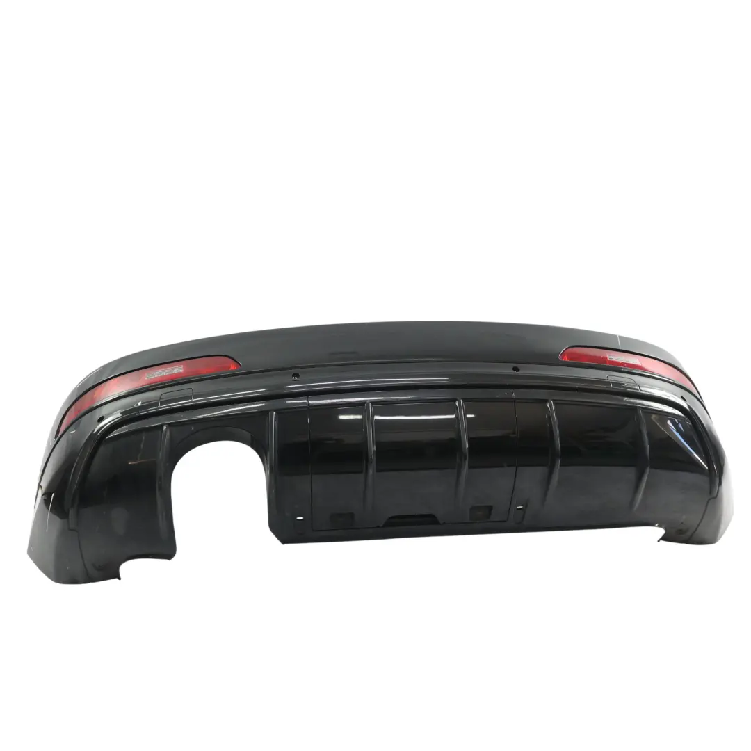 Zderzak Tylny Mythical Black Czarny Metalik - Y9T do Audi Q3 8U o numerze 8U0807067B Audi Q3 8U Zderzak Tylny Mythical Black Czarny Metalik - Y9T - SKU 8U0807067B-MYB - Numer Części 8U0807067B