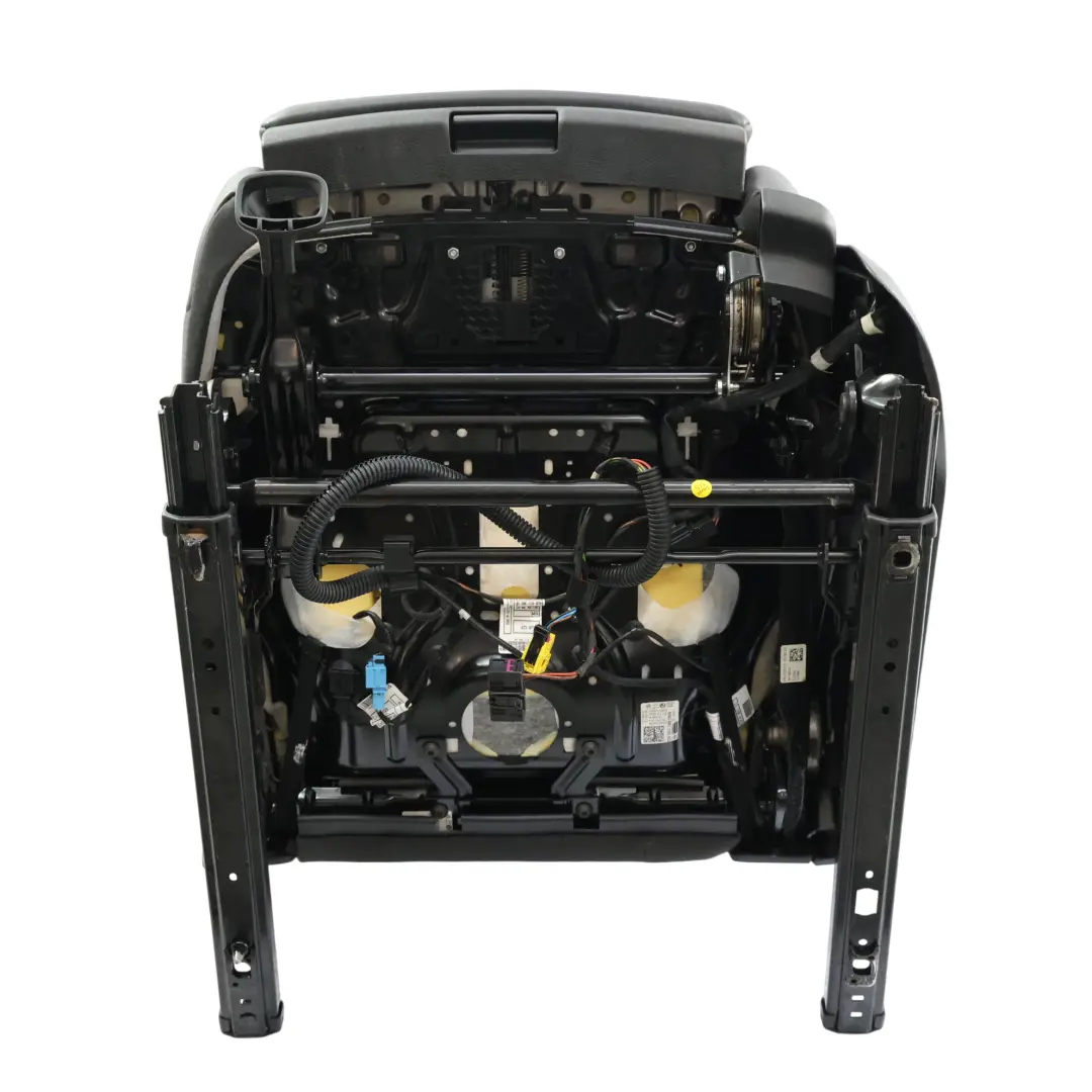 Sedile Sportivo Anteriore Sinistro S-Line Pelle Nero per Audi Q3 8U con numero di parte 8U0881805AH Audi Q3 8U Sedile Sportivo Anteriore Sinistro S-Line Pelle Nero - SKU 8U0881805AH-1 - Numero di parte 8U0881805AH