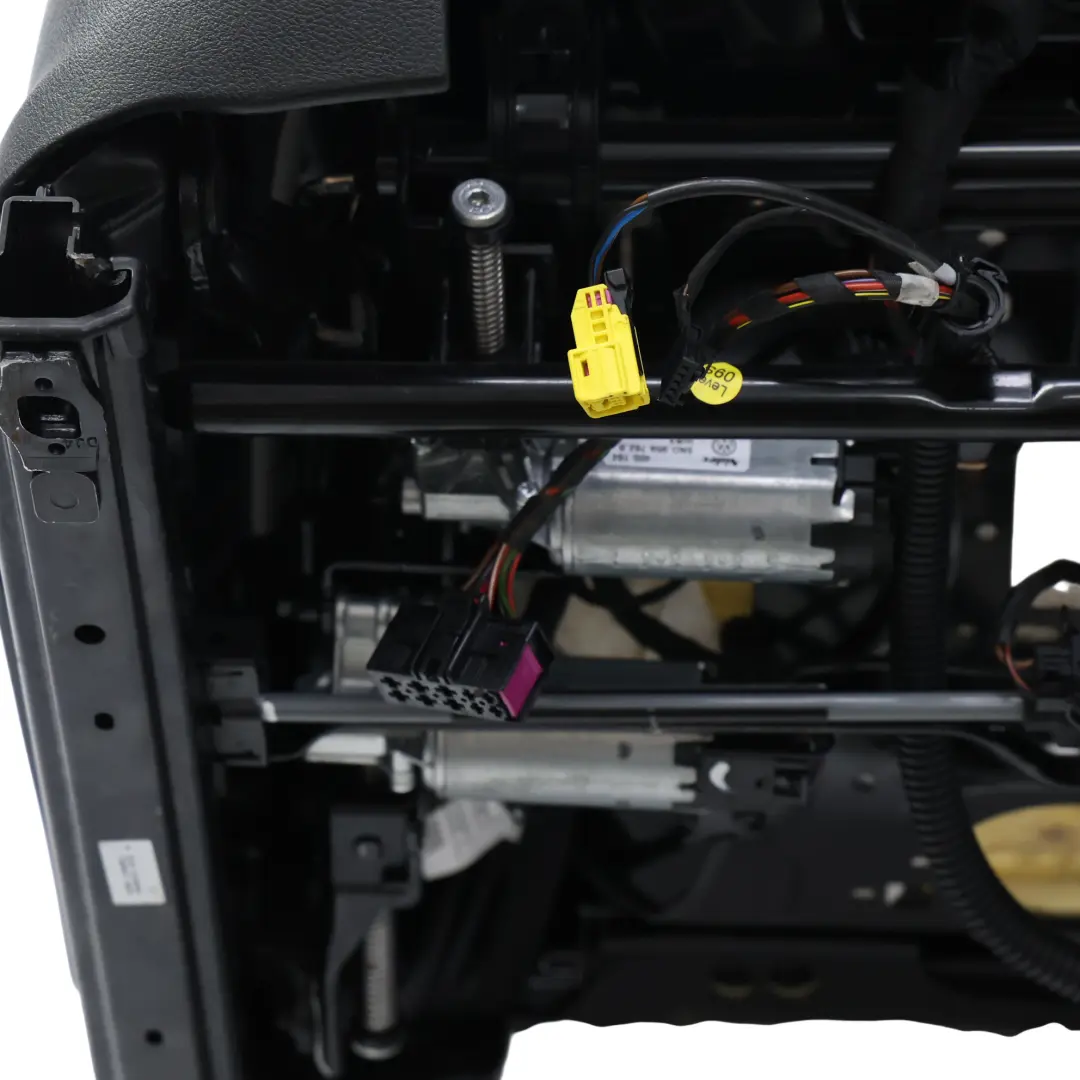 Audi RS Q3 8U Front Sport Seat Right O/S Nappa Leather Soul Black Electric - SKU 8U0881806AB-1 - Part number 8U0881806AB