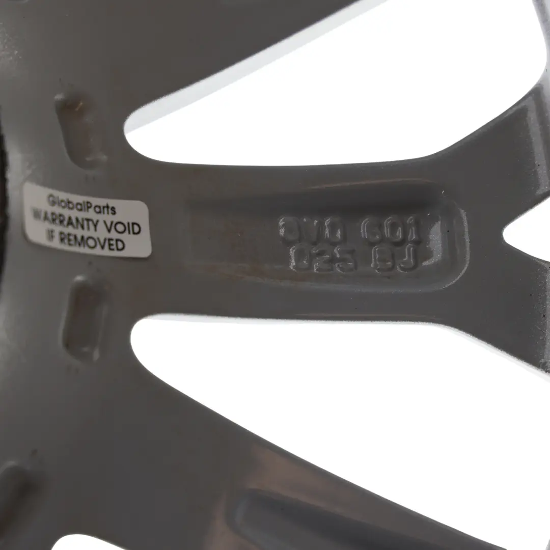 Llanta De Aleación Plateada Audi A3 8V 16" 7J ET48 para con número de pieza 8V0601025BJ Llanta De Aleación Plateada Audi A3 8V 16" 7J ET48 - SKU 8V0601025BJ-1 - Número de pieza 8V0601025BJ