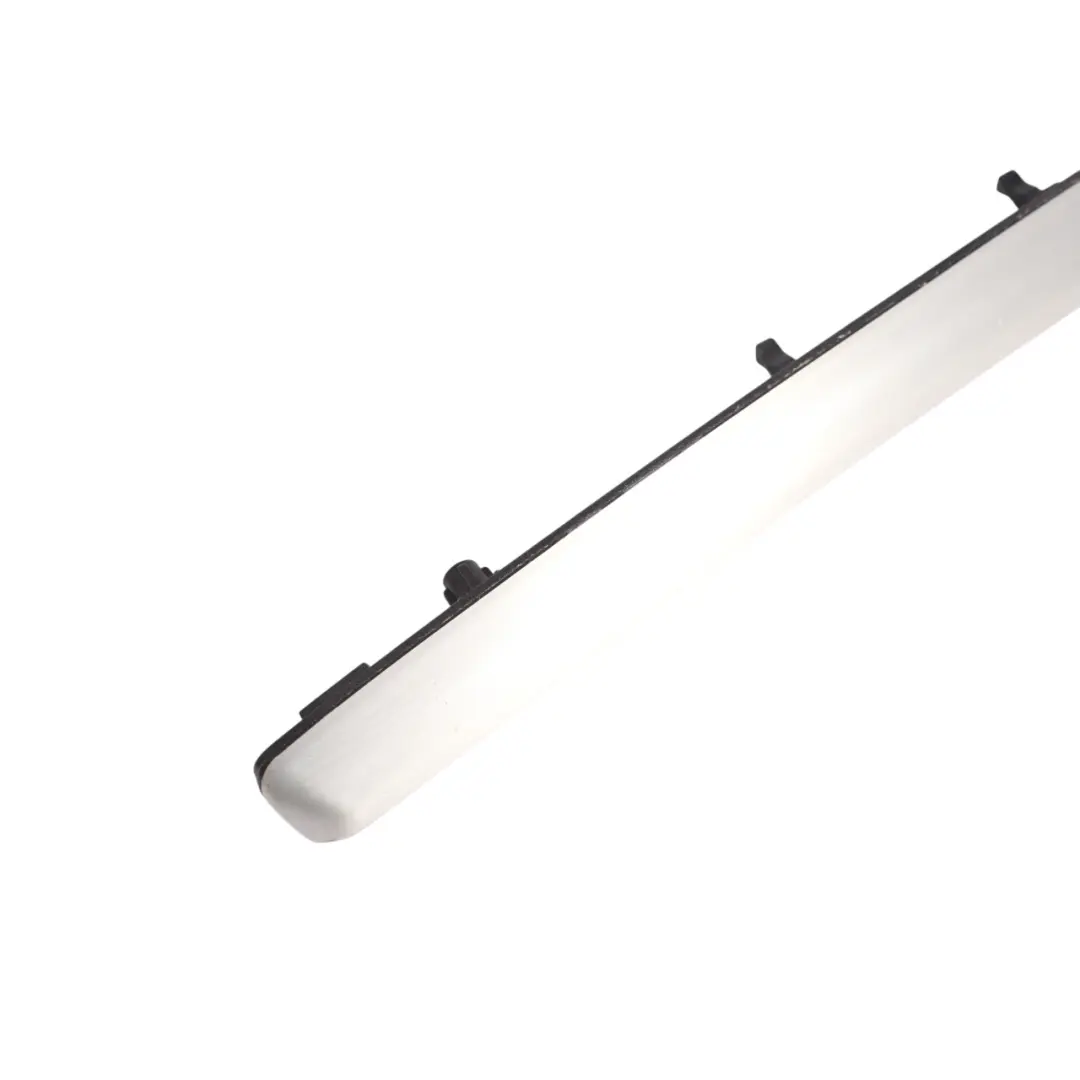 Audi A3 8V Baguette Garniture Panneau Porte Avant Droit Argent - SKU 8V4867419H - Numéro de pièce 8V4867419H