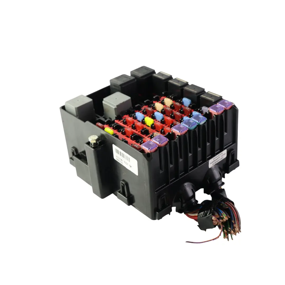 Fuse Relay Box Control Module 8V51-14A175-AA to Ford Fiesta Mk7 with Part number 8V5114A175AA Ford Fiesta Mk7 Fuse Relay Box Control Module 8V51-14A175-AA - SKU 8V5114A175AA - Part number 8V5114A175AA
