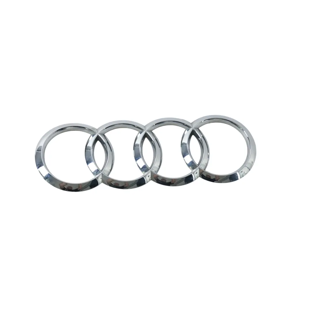 Emblema Badge Anelli Portellone Bagagliaio Posteriore per Audi A4 B9 con numero di parte 8W0071802 Audi A4 B9 Emblema Badge Anelli Portellone Bagagliaio Posteriore - SKU 8W0071802 - Numero di parte 8W0071802