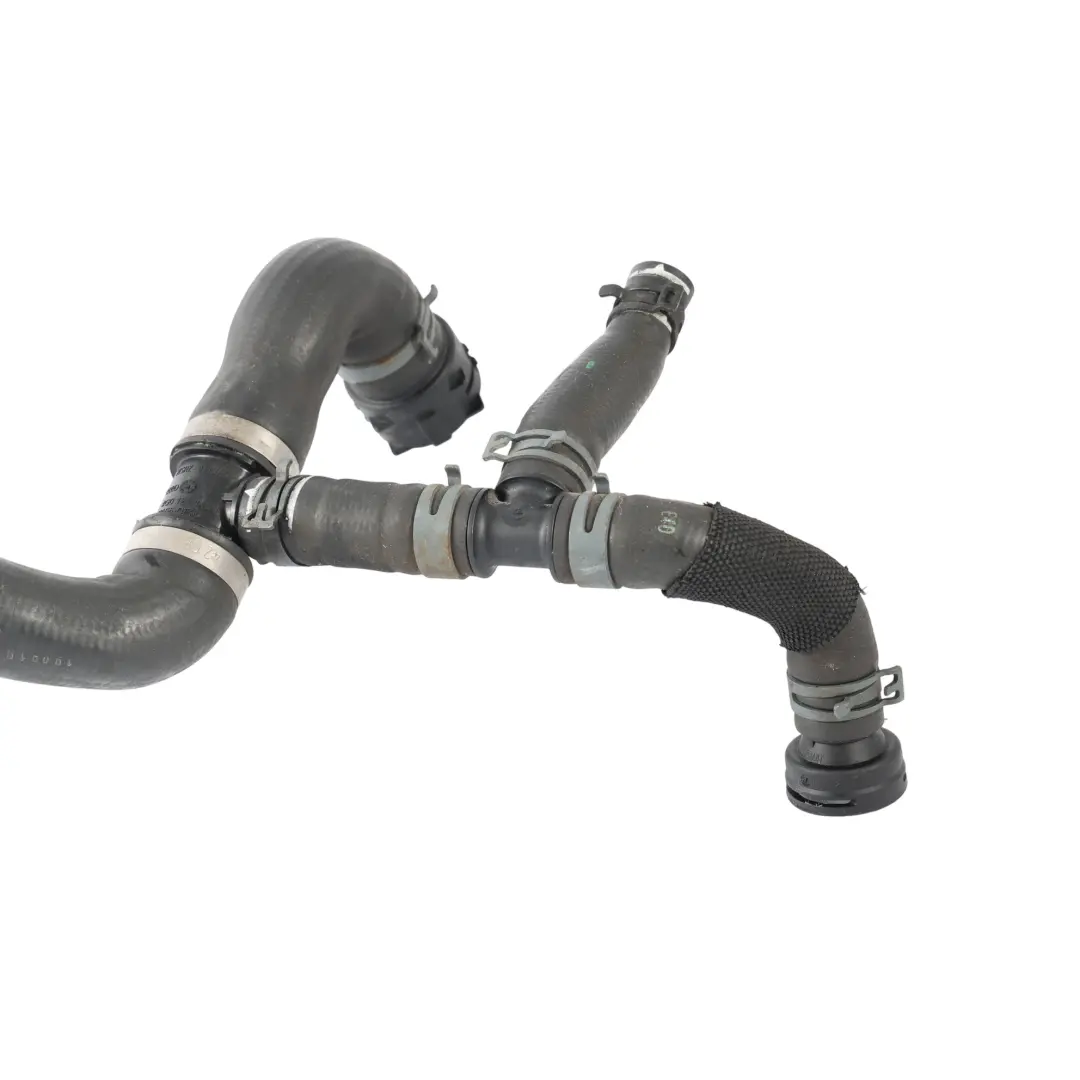 Audi A4 B9 A5 F5 Tuyau Conduite Liquide Refroidissement 2.0 TDI - SKU 8W0122055CA-1 - Numéro de pièce 8W0122055CA
