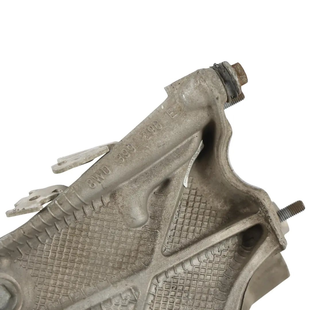 Supporto Telaio Anteriore Destro 45 TFSI DKNA per Audi A5 F5 con numero di parte 8W0399296E Audi A5 F5 Supporto Telaio Anteriore Destro 45 TFSI DKNA - SKU 8W0399296E-1 - Numero di parte 8W0399296E