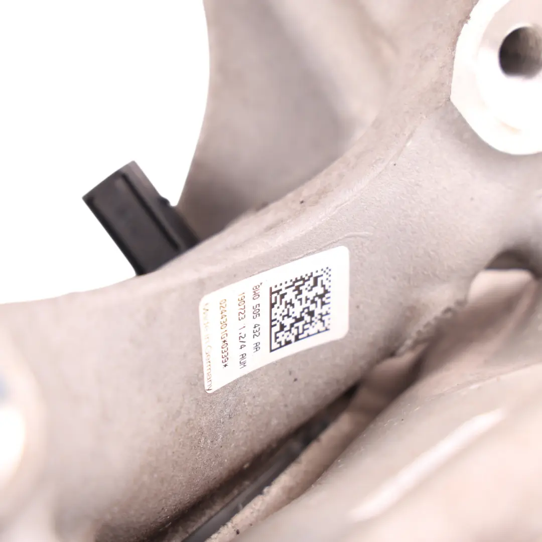 Carrier Wheel Hub Axle Mount Rear Right O/S to Audi A4 B9 A5 F5 Wheel with Part number 8W0505432AA Audi A4 B9 A5 F5 Wheel Carrier Wheel Hub Axle Mount Rear Right O/S - SKU 8W0505432AA - Part number 8W0505432AA