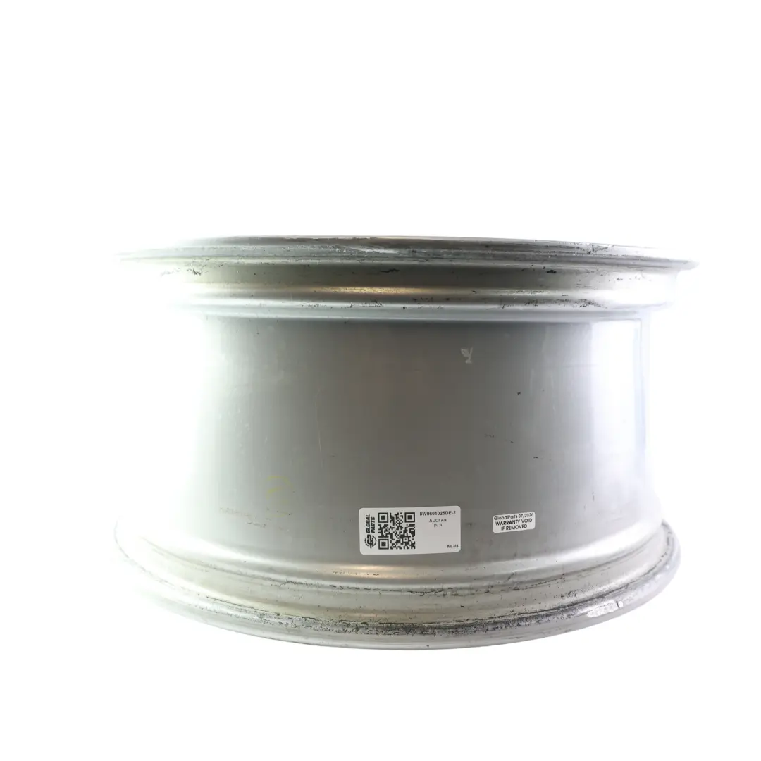 Jante Alliage Léger Argent 18" 8.5J ET:29 pour Audi A5 S5 F5 à propos du numéro de pièce 8W0601025DE Audi A5 S5 F5 Jante Alliage Léger Argent 18" 8.5J ET:29 - SKU 8W0601025DE-2 - Numéro de pièce 8W0601025DE