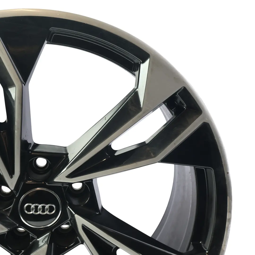 Felga Aluminiowa Polygon 20" 9J ET:34 do Audi A5 F5 o numerze 8W0601025EQ Audi A5 F5 Felga Aluminiowa Polygon 20" 9J ET:34 - SKU 8W0601025EQ-4 - Numer Części 8W0601025EQ