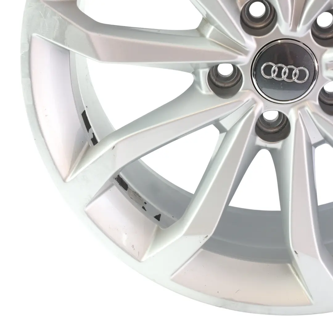 Srebrna Felga Aluminiowa 18" 8J ET40 5x112 do Audi A4 B9 o numerze 8W0601025H Audi A4 B9 Srebrna Felga Aluminiowa 18" 8J ET40 5x112 - SKU 8W0601025H-4 - Numer Części 8W0601025H