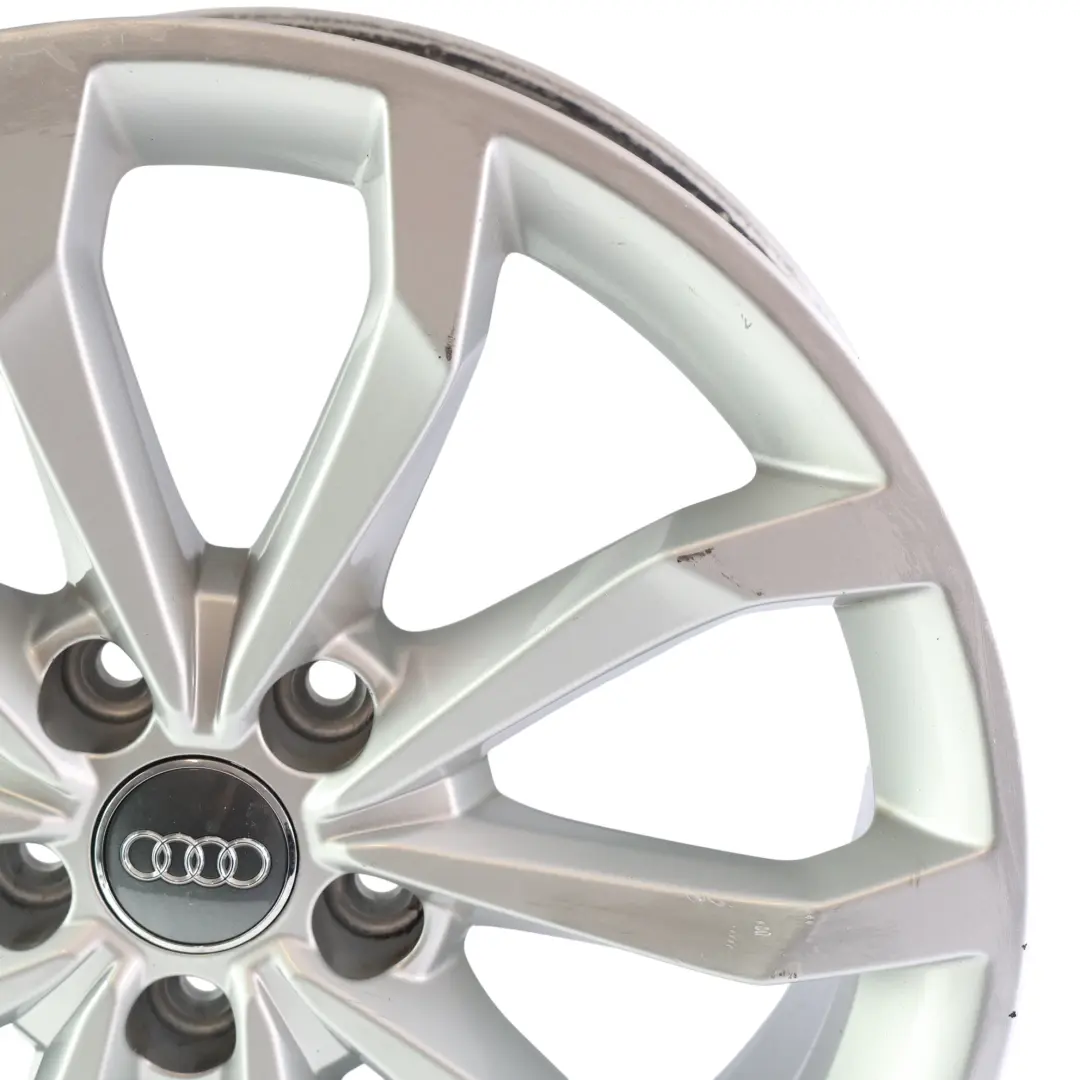 Audi A4 B9 Srebrna Felga Aluminiowa 18" 8J ET40 5x112 - SKU 8W0601025H-4 - Numer Części 8W0601025H