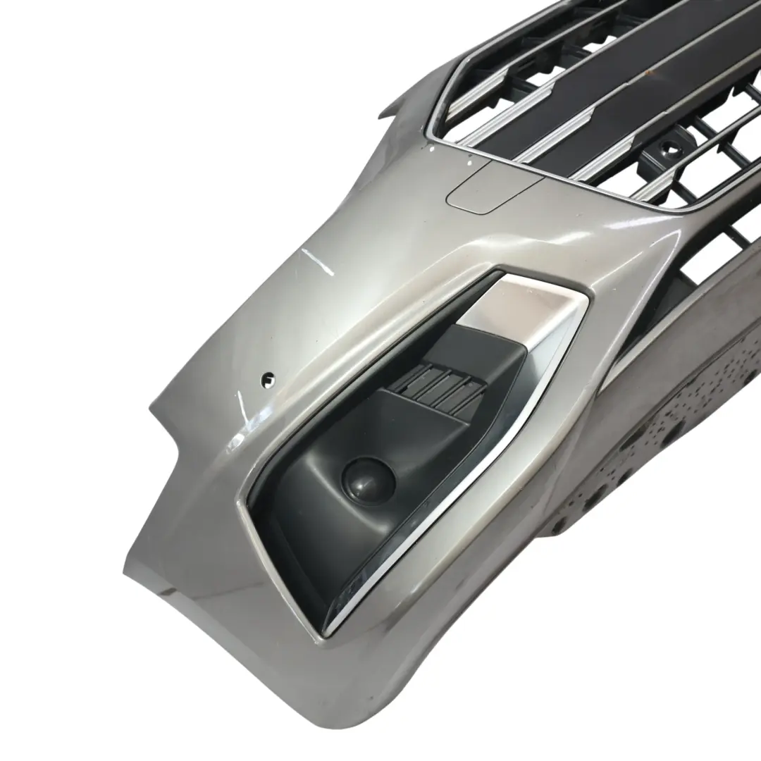 Zderzak Przedni PDC Terra Szary Metaliczny X7H do Audi A4 B9 o numerze 8W0807065AT Audi A4 B9 Zderzak Przedni PDC Terra Szary Metaliczny X7H - SKU 8W0807065AT-TEG - Numer Części 8W0807065AT
