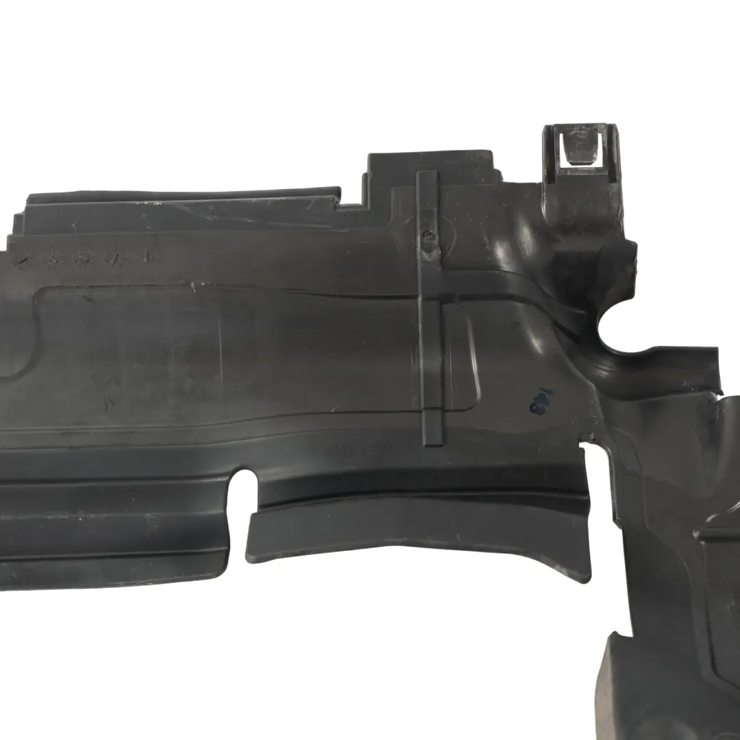 Kierownica Powietrza Lewa 2.0 TDI do Audi A4 B9 o numerze 8W0121283BS Audi A4 B9 Kierownica Powietrza Lewa 2.0 TDI - SKU 8W0121283BS - Numer Części 8W0121283BS