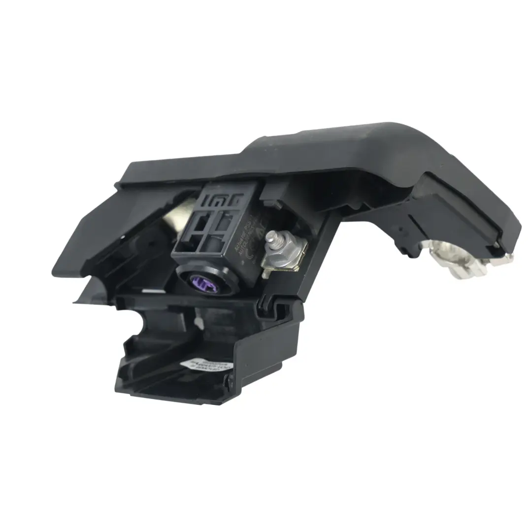 Overload Switch Housing to Audi A4 B9 A5 F5 Battery with Part number 8W0915459K Audi A4 B9 A5 F5 Battery Overload Switch Housing - SKU 8W0915459K - Part number 8W0915459K