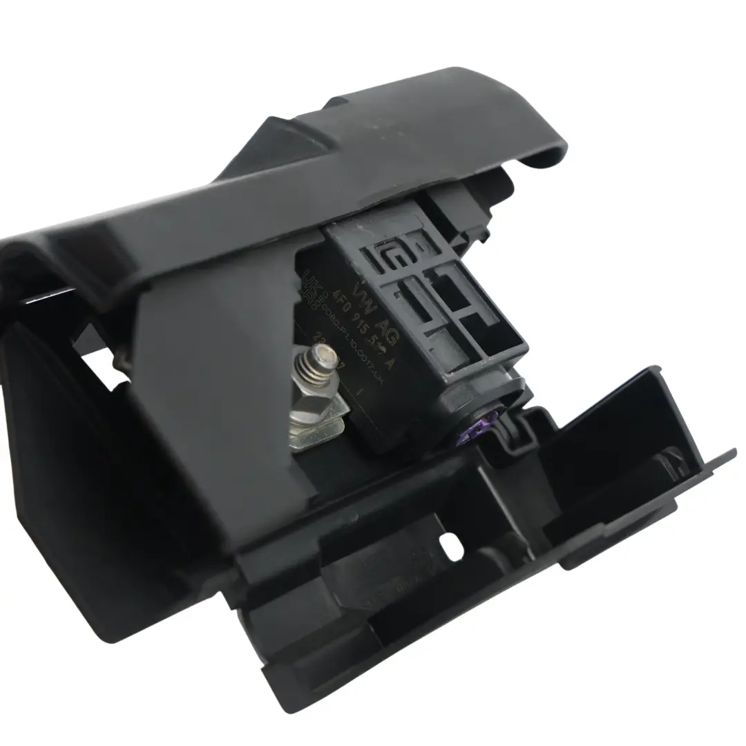 Boîtier Interrupteur Surcharge Batterie pour Audi A4 B9 A5 F5 à propos du numéro de pièce 8W0915459K Audi A4 B9 A5 F5 Boîtier Interrupteur Surcharge Batterie - SKU 8W0915459K - Numéro de pièce 8W0915459K