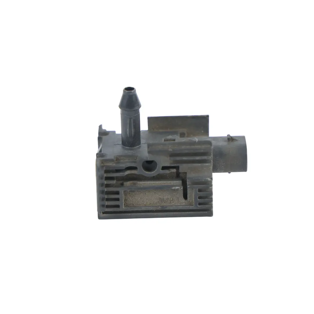 Pedestrian Protection Pressure Sensor to Audi A5 F5 with Part number 8W0959121G Audi A5 F5 Pedestrian Protection Pressure Sensor - SKU 8W0959121G - Part number 8W0959121G