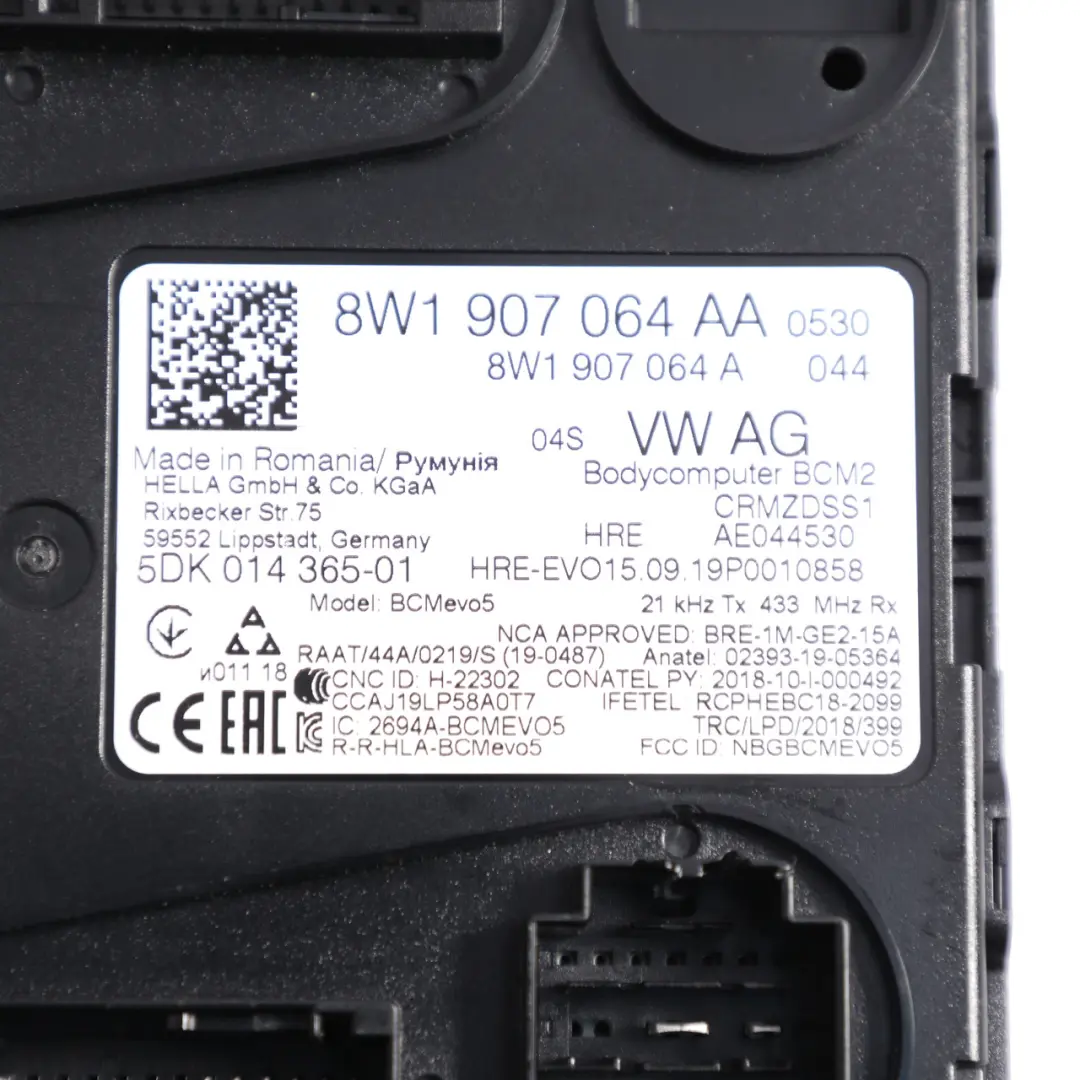 Body Control Module Unit ECU to Audi A4 B9 A5 F5 Comfort with Part number 8W1907064AA Audi A4 B9 A5 F5 Comfort Body Control Module Unit ECU - SKU 8W1907064AA - Part number 8W1907064AA