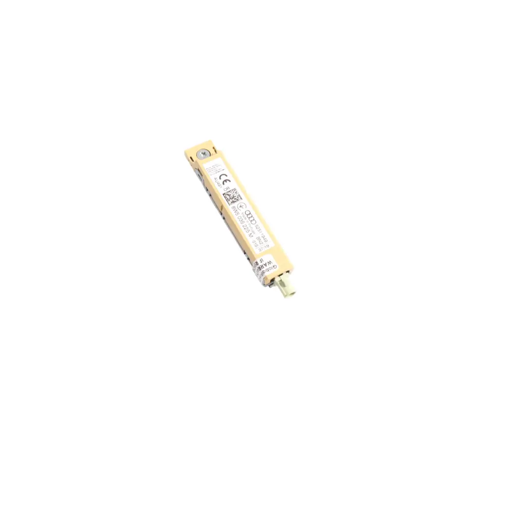 Aerial Antenna Amplifier Upper Right O/S to Audi A4 B9 with Part number 8W5035225M Audi A4 B9 Aerial Antenna Amplifier Upper Right O/S - SKU 8W5035225M - Part number 8W5035225M