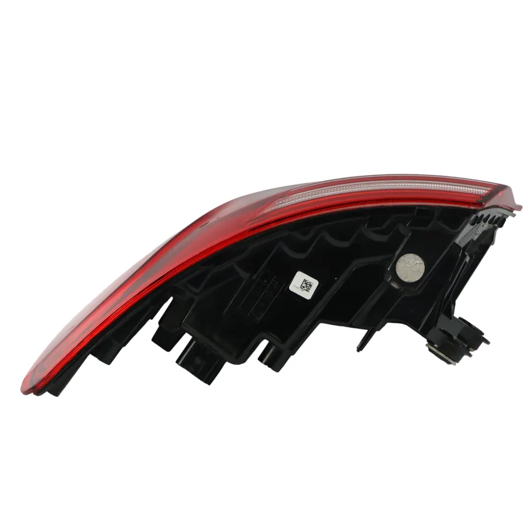 Lampa Tylna Zewnętrzna Prawa LED do Audi A4 B9 Sedan o numerze 8W5945070AA Audi A4 B9 Sedan Lampa Tylna Zewnętrzna Prawa LED - SKU 8W5945070AA - Numer Części 8W5945070AA