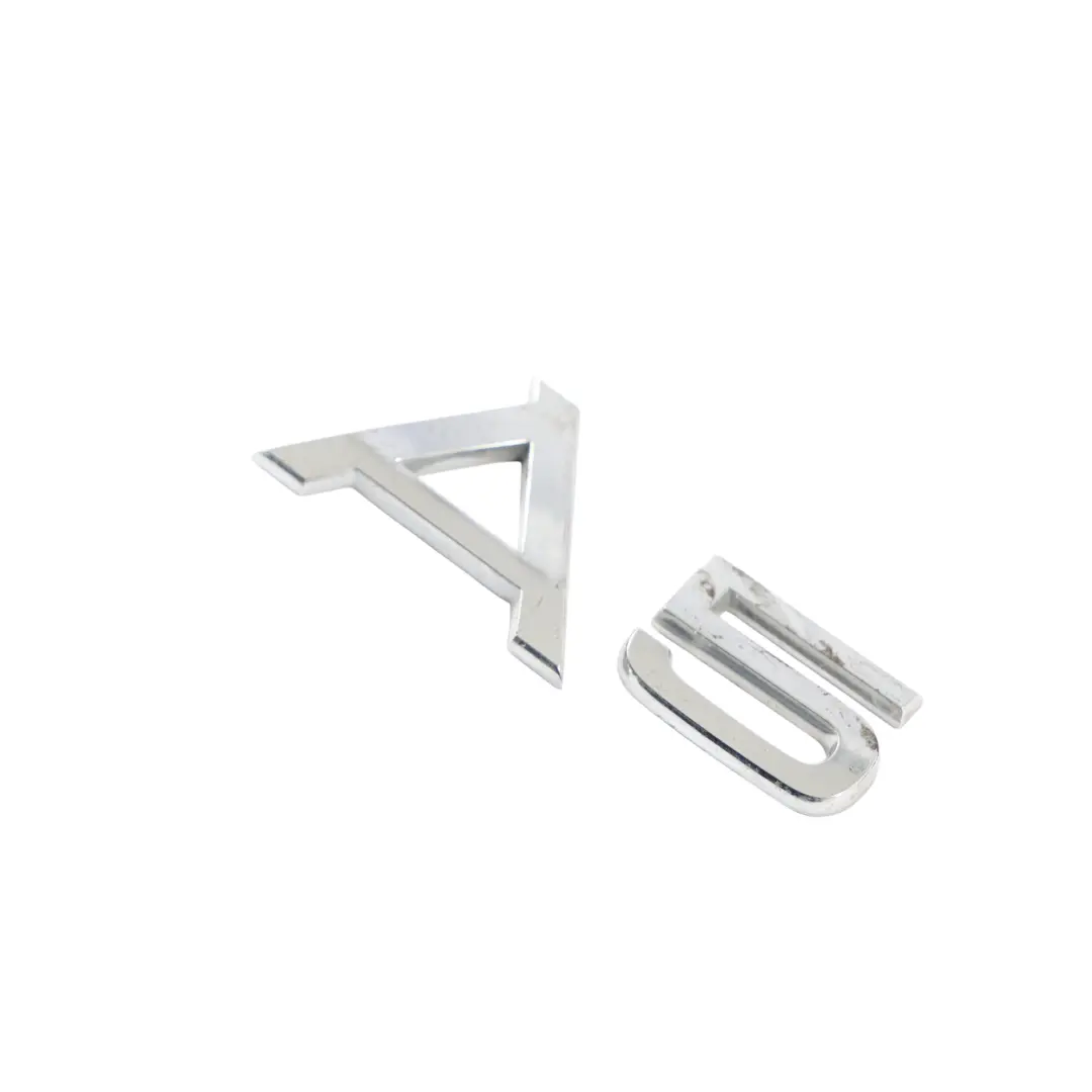 Emblème Hayon Arrière Lettrage "A5" Gauche pour Audi A5 F5 à propos du numéro de pièce 8W6071803 Audi A5 F5 Emblème Hayon Arrière Lettrage "A5" Gauche - SKU 8W6071803 - Numéro de pièce 8W6071803