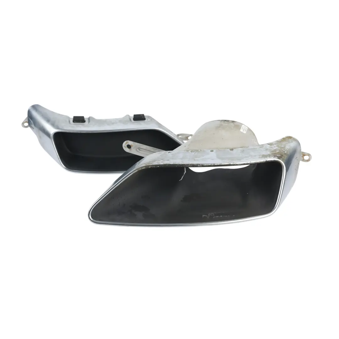 Zestaw Końcówek Rury Wydechowej Lewa Prawa do Audi A4 B9 A5 F5 o numerze 8W0253825L Audi A4 B9 A5 F5 Zestaw Końcówek Rury Wydechowej Lewa Prawa - SKU 8W0253825L-1 - Numer Części 8W0253825L