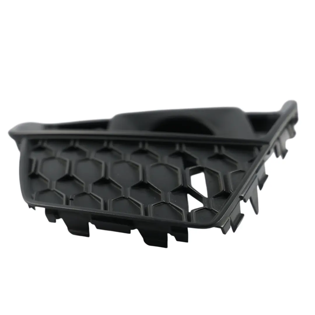 Rejilla Guía Aire Antiniebla Parachoques Delantero Izq para Audi A5 S5 F5 con número de pieza 8W6807681T Audi A5 S5 F5 Rejilla Guía Aire Antiniebla Parachoques Delantero Izq - SKU 8W6807681T - Número de pieza 8W6807681T