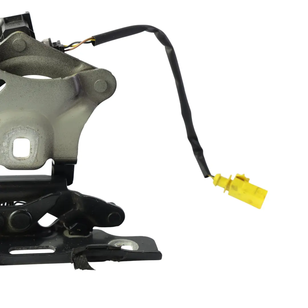 Bisagra Capó Derecha Negro Mítico Y9T 8W6823302E para Audi A5 F5 con número de pieza 8W6823823B Audi A5 F5 Bisagra Capó Derecha Negro Mítico Y9T 8W6823302E - SKU 8W6823302E-MYB1 - Número de pieza 8W6823823B