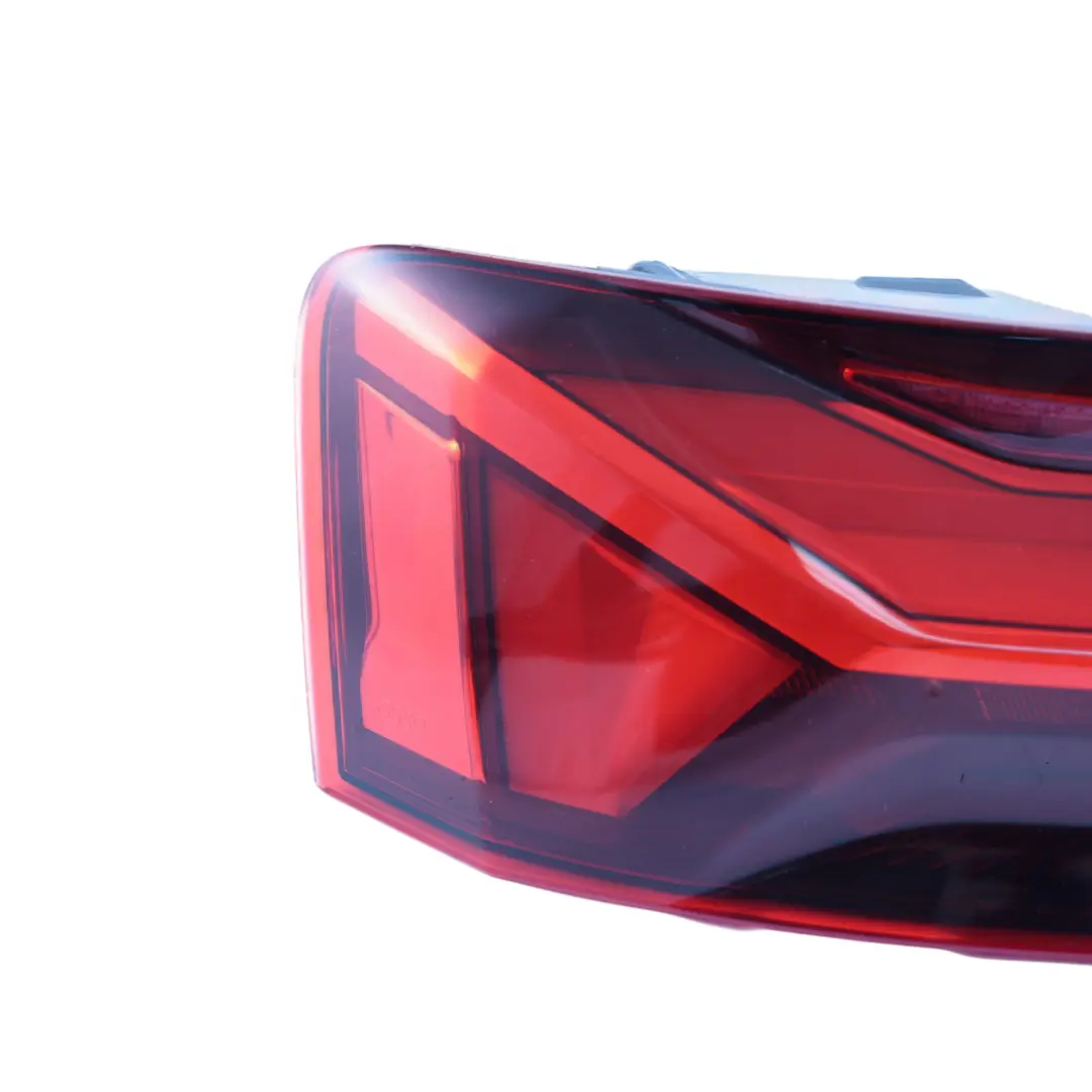 Audi A5 B9 Sportback Lampa Tylna Zewnętrzna LED Lewa - SKU 8W6945069 - Numer Części 8W6945069
