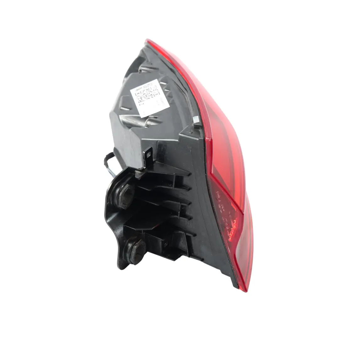 Audi A5 B9 F5 Lampa Tylna Zewnętrzna LED Prawa - SKU 8W6945070 - Numer Części 8W6945070