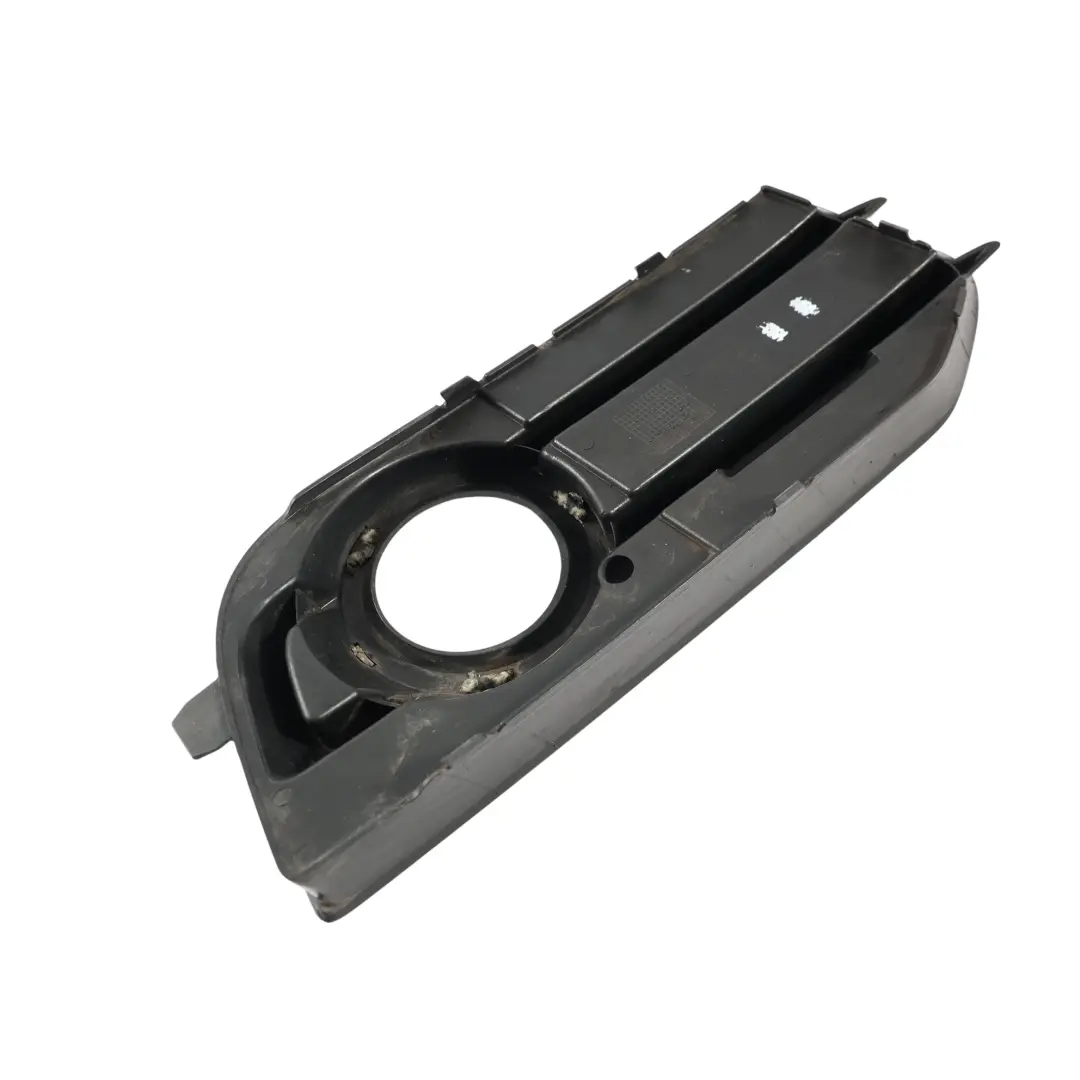 Audi A1 8X Griglia Guida Aria Fendinebbia Anteriore Sinistro - SKU 8X0807681A - Numero di parte 8X0807681A