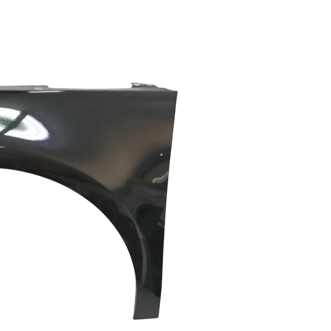 Audi A1 8X Panel Delantero Izquierdo Guardabarros Negro Mítico Metalizado Y9T - SKU 8X0821105A-MYB - Número de pieza 8X0821105A