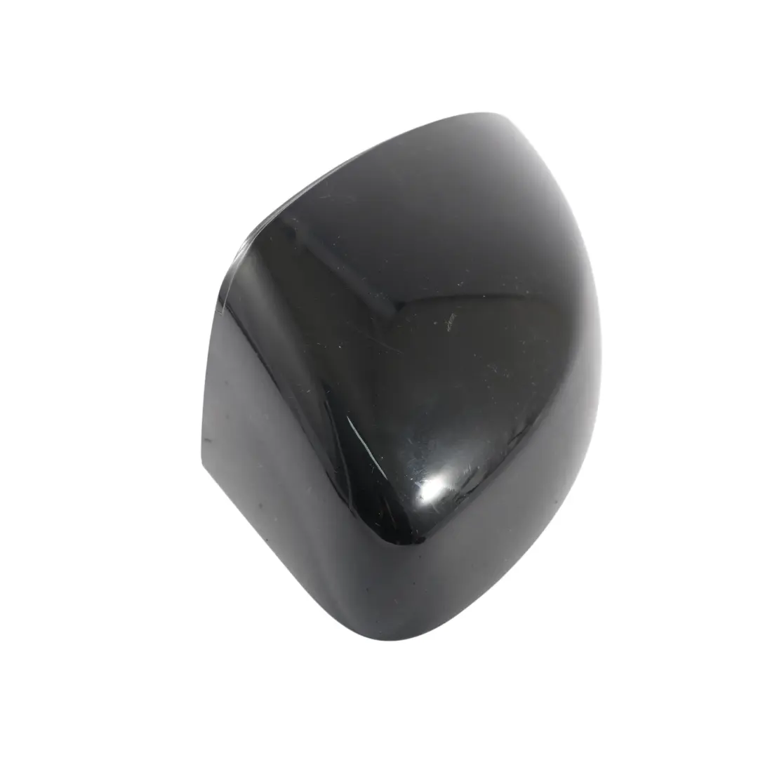 Copertura Specchietto Sinistro Nero Brillante Y9B per Audi A1 8X con numero di parte 8X0857527F Audi A1 8X Copertura Specchietto Sinistro Nero Brillante Y9B - SKU 8X0857527F-BBL - Numero di parte 8X0857527F
