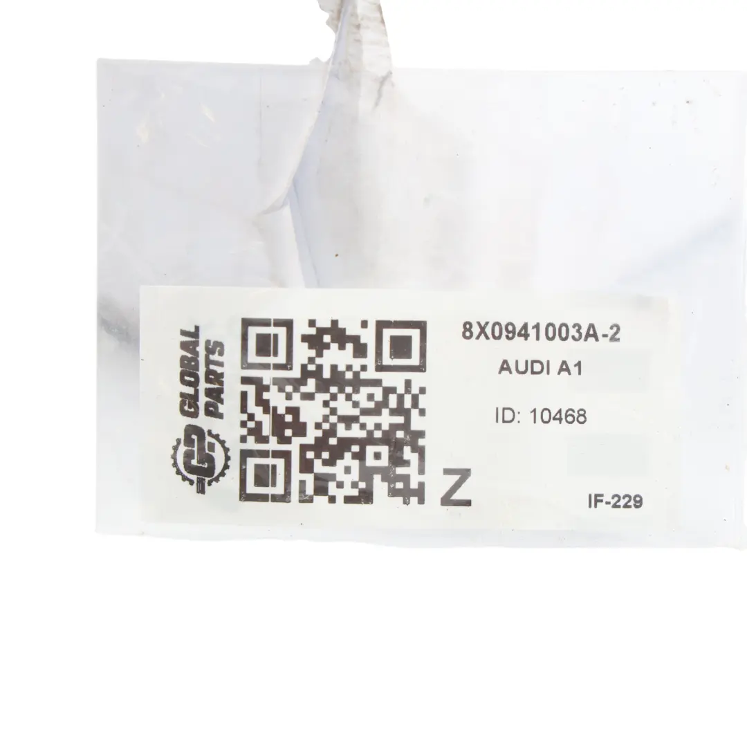 Wtyczka Gniazdo Lampy Lewy Przód do Audi A1 8X o numerze 8X0941003A Audi A1 8X Wtyczka Gniazdo Lampy Lewy Przód - SKU 8X0941003A-2 - Numer Części 8X0941003A