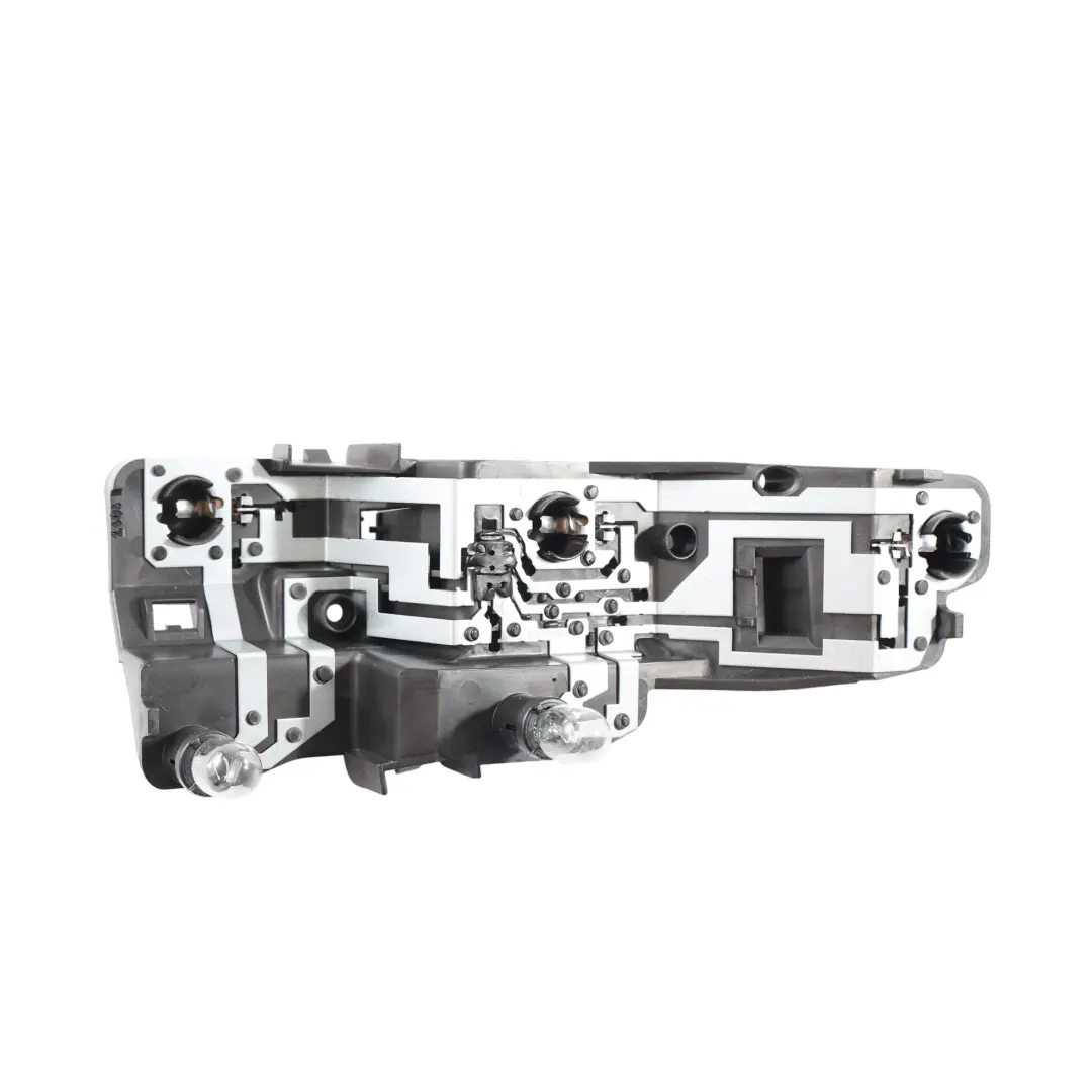 Audi A1 8X Soporte Portalámparas Portón Trasero Izquierdo - SKU 8X0945257A - Número de pieza 8X0945257A
