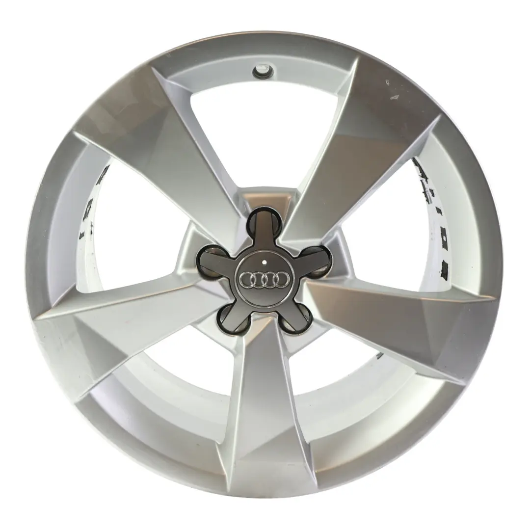 Audi A1 8X Llanta Aleación Plata 16" 7J ET:34 Radios Estrella - SKU 8XA601025A-3 - Número de pieza 8XA601025A