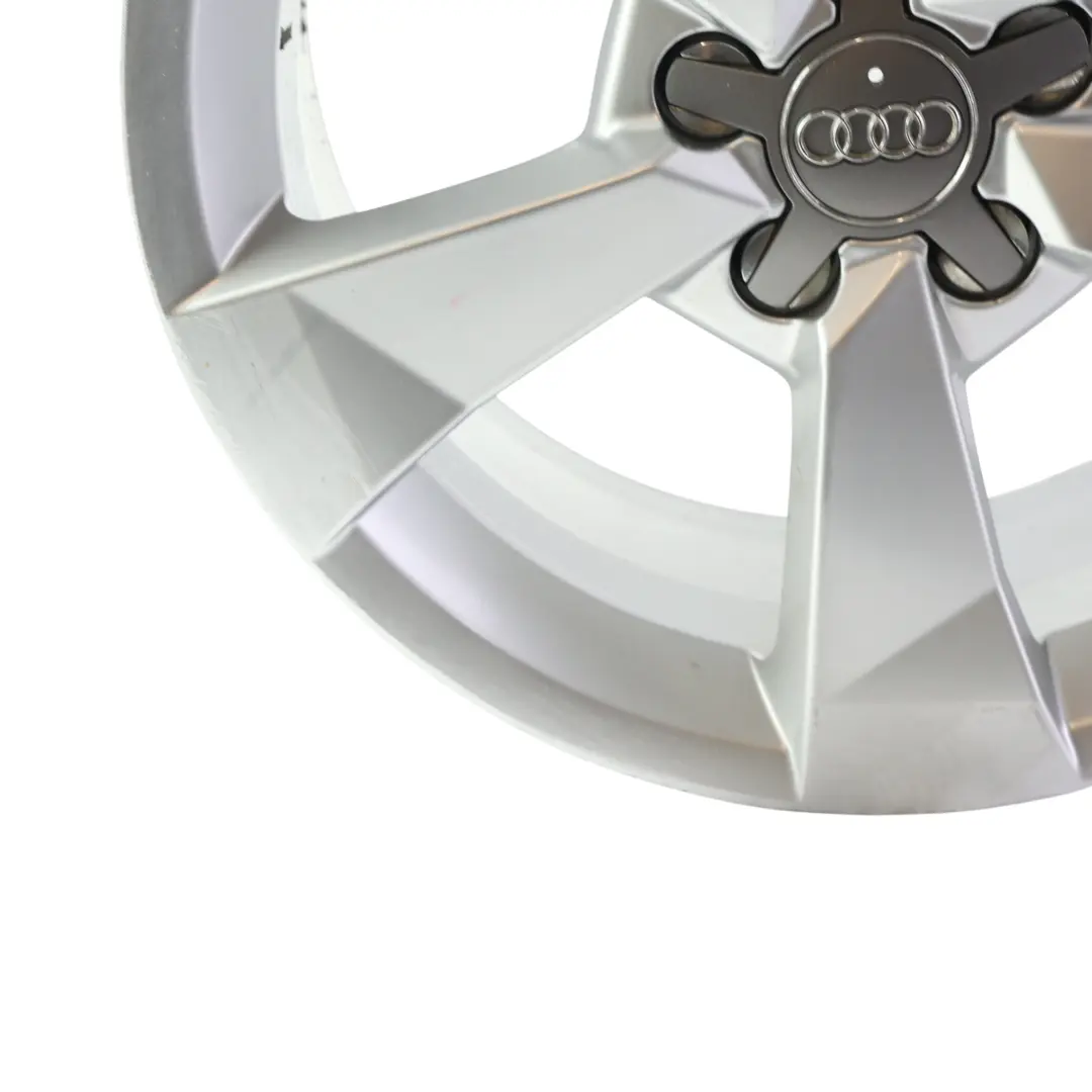 Felga Aluminiowa Srebrna 16" 7J ET34 Gwiaździsta do Audi A1 8X o numerze 8XA601025A Audi A1 8X Felga Aluminiowa Srebrna 16" 7J ET34 Gwiaździsta - SKU 8XA601025A-3 - Numer Części 8XA601025A