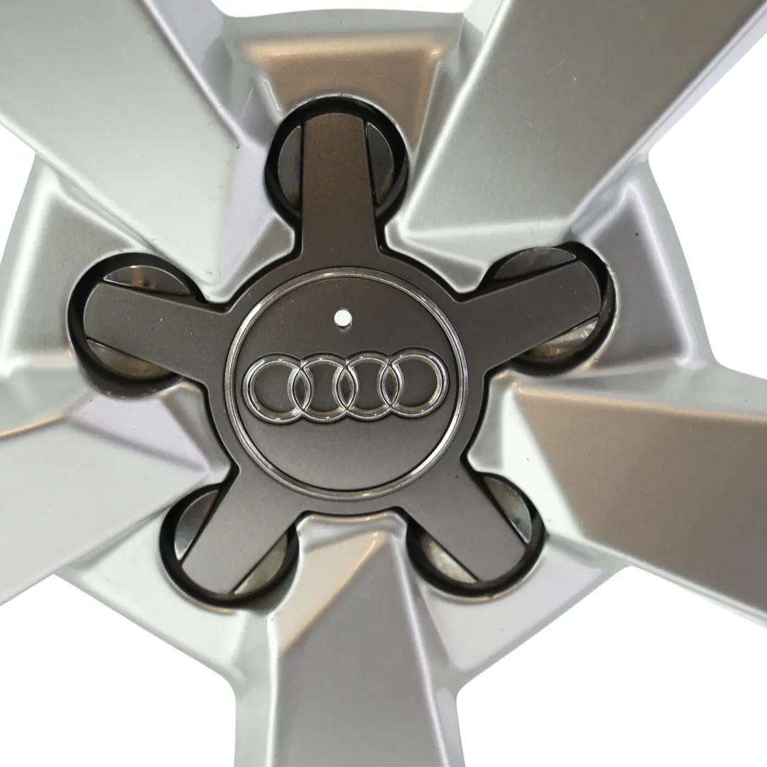 Felga Aluminiowa Srebrna 16" 7J ET34 Gwiaździsta do Audi A1 8X o numerze 8XA601025A Audi A1 8X Felga Aluminiowa Srebrna 16" 7J ET34 Gwiaździsta - SKU 8XA601025A-3 - Numer Części 8XA601025A