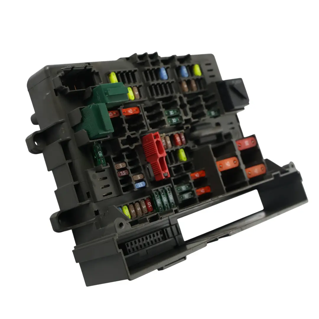 BMW E81 X1 E84 E87 E90 E91 E92 Front Fuse Box Power Distribution Unit - SKU 9119446-1 - Part number 9119446