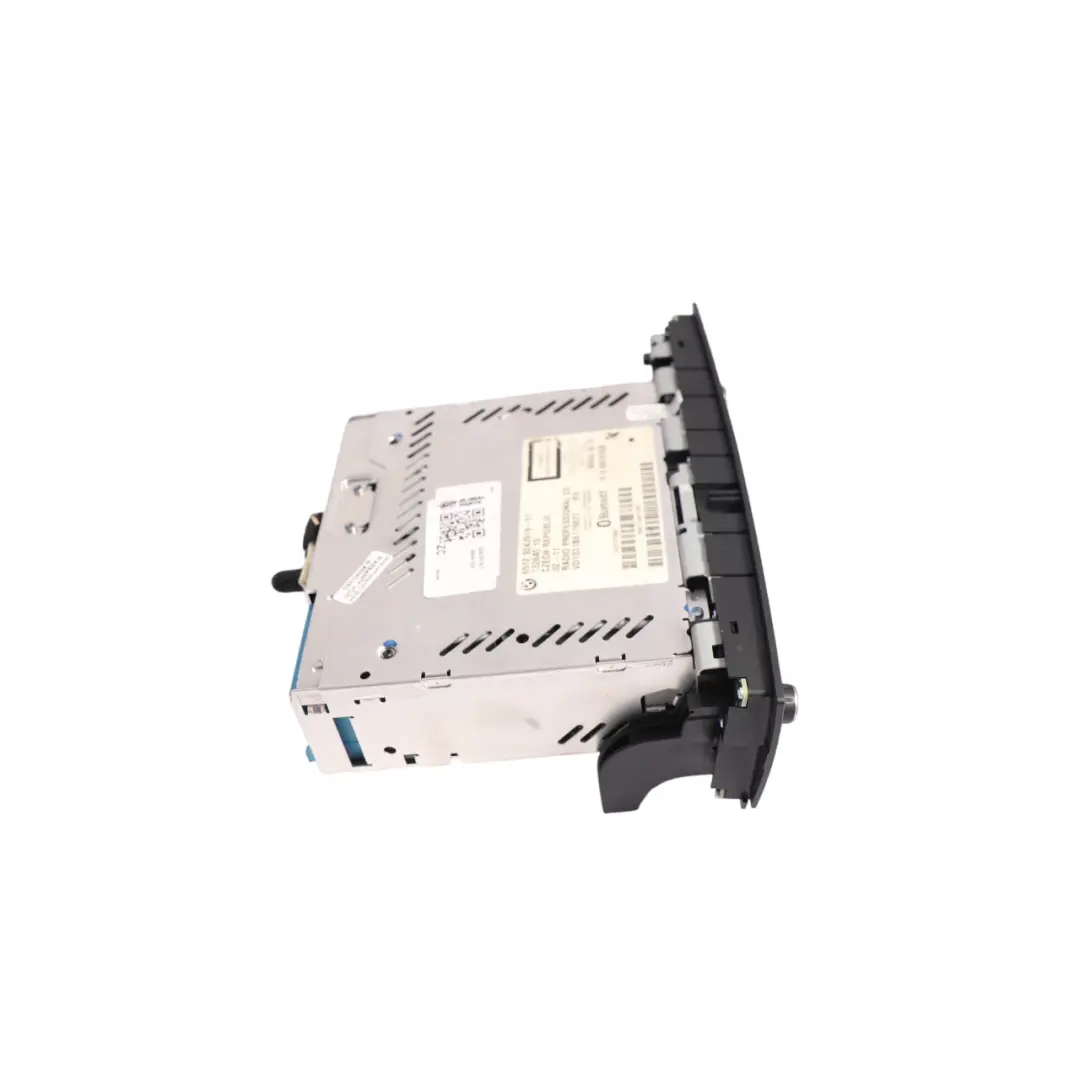 Radio Audio CD Professional Bluetooth to BMW E81 E87 E90 E91 E92 LCI with Part number 9243919 BMW E81 E87 E90 E91 E92 LCI Radio Audio CD Professional Bluetooth - SKU 9243919-1 - Part number 9243919